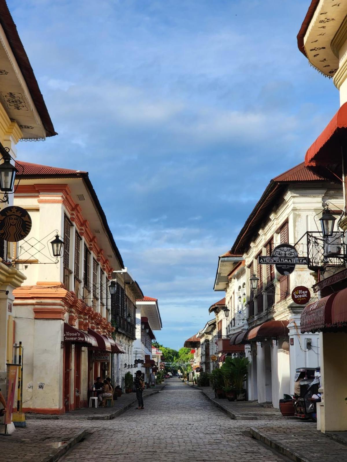The River House - Loft Unit - Vigan Exterior photo